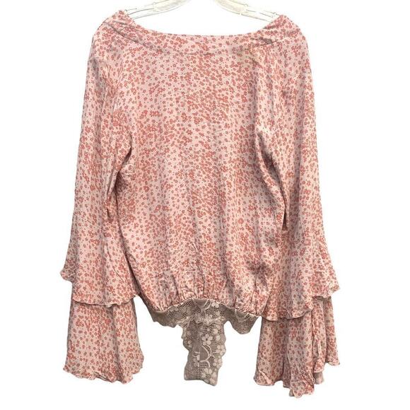 Free People Ditsy Floral Bodysuit SZ small - Picture 5 of 6